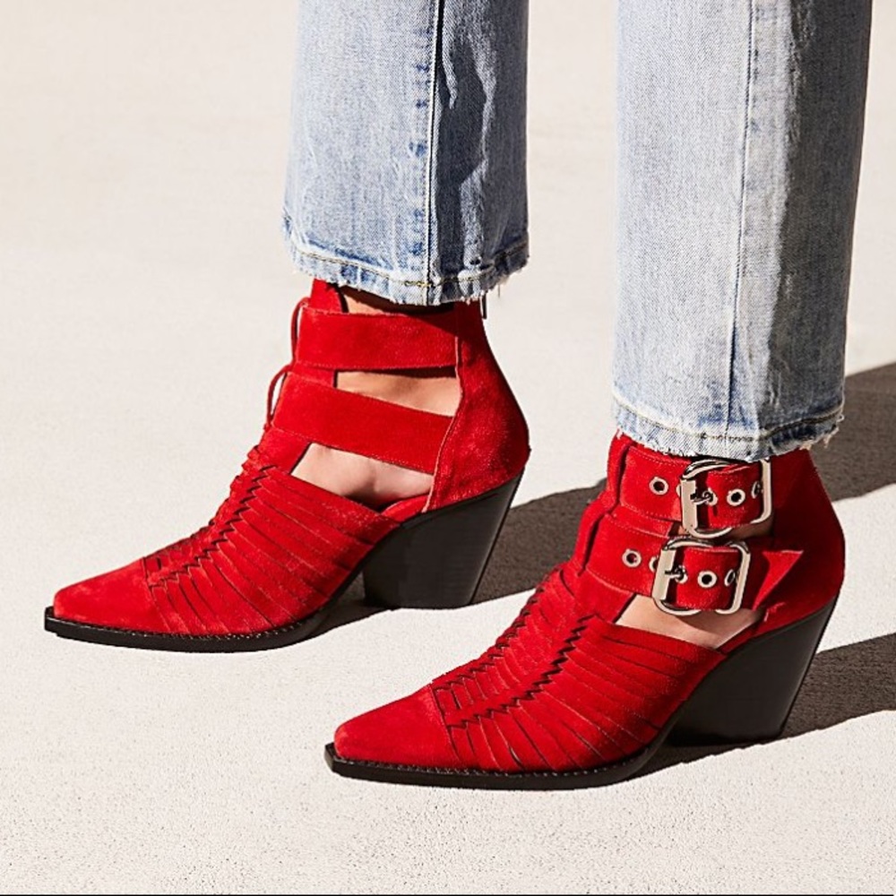 Jeffrey Campbell Stillwell booties
